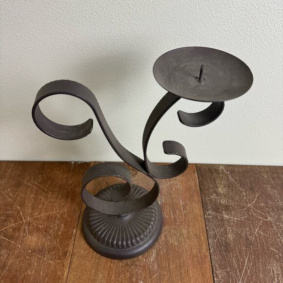 Vintage Cast Iron HEAVY Scroll Detail Single Candle holder MARKED - Picture 2 of 10